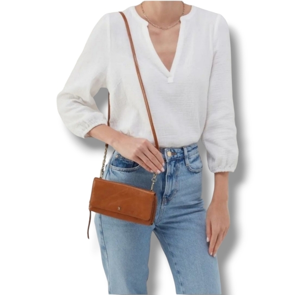 NWT Hobo Rubie Distressed Leather Crossbody Bag - Picture 3 of 11